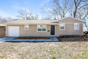 7813 NE 53rd Terrace Kansas City, MO 64119